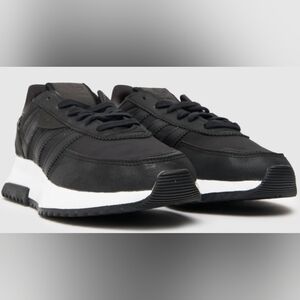 Adidas Originals Black & White Retropy F2 Youth Trainers Size 4 MSRP $142